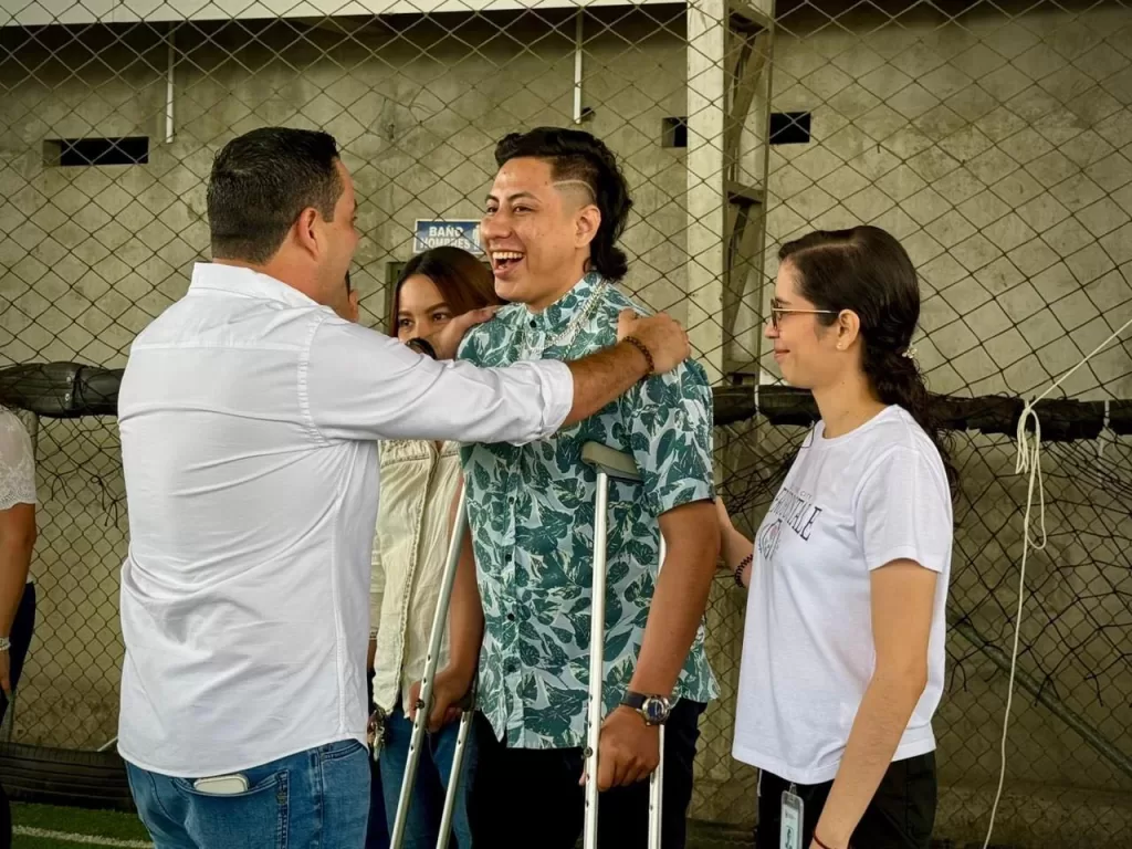 Jurgen camina de nuevo: Una historia que inspira en el día de la discapacidad