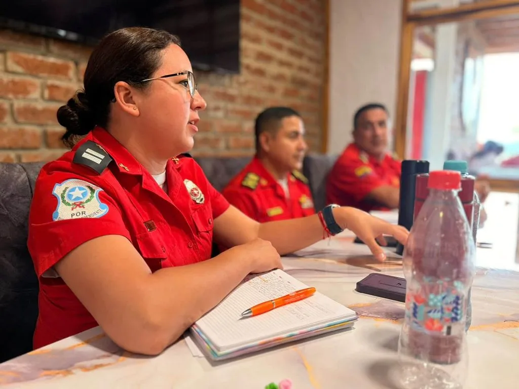 Chone recibió a bomberos de la provincia